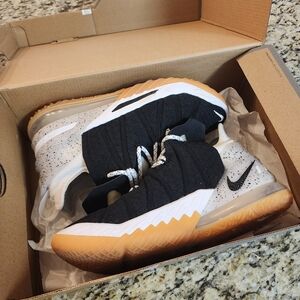 Nike LEBRON XVIII  Black and White Sneakers with Gum Sole